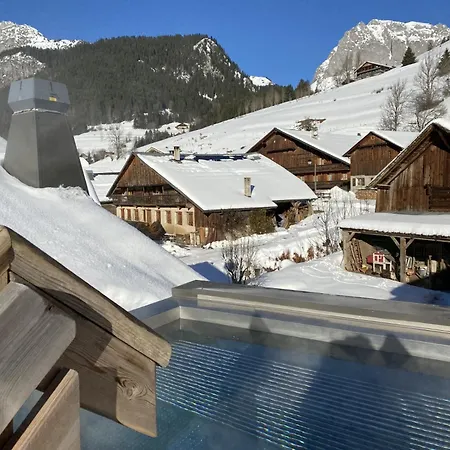 Terra-beka Hotel
